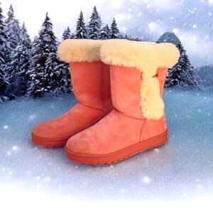SO Brand Women's Pink w/Buttons on Side Faux Fur Lined Winter Boots - Size 5